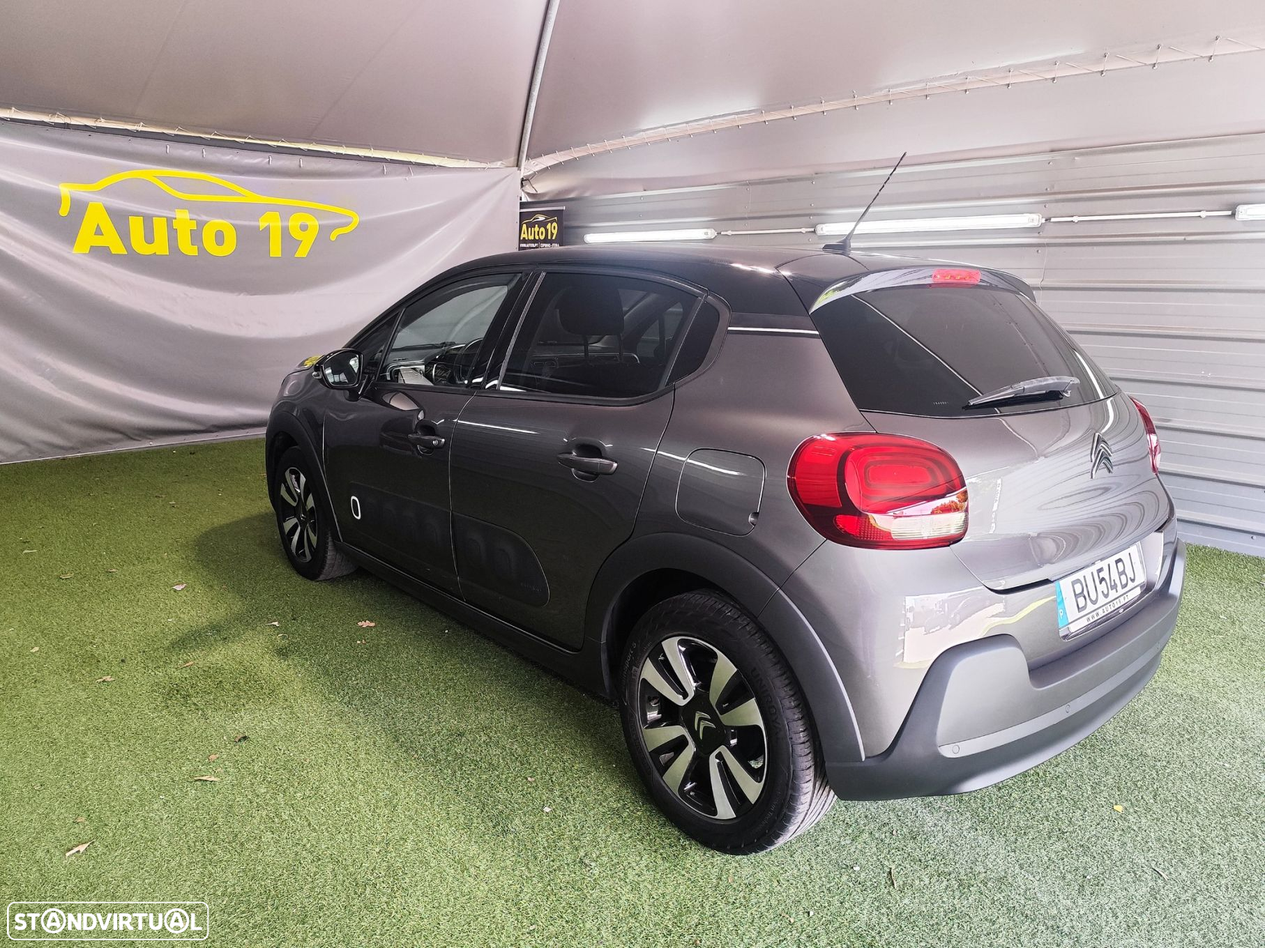 Citroën C3 1.2 PureTech Shine - 6