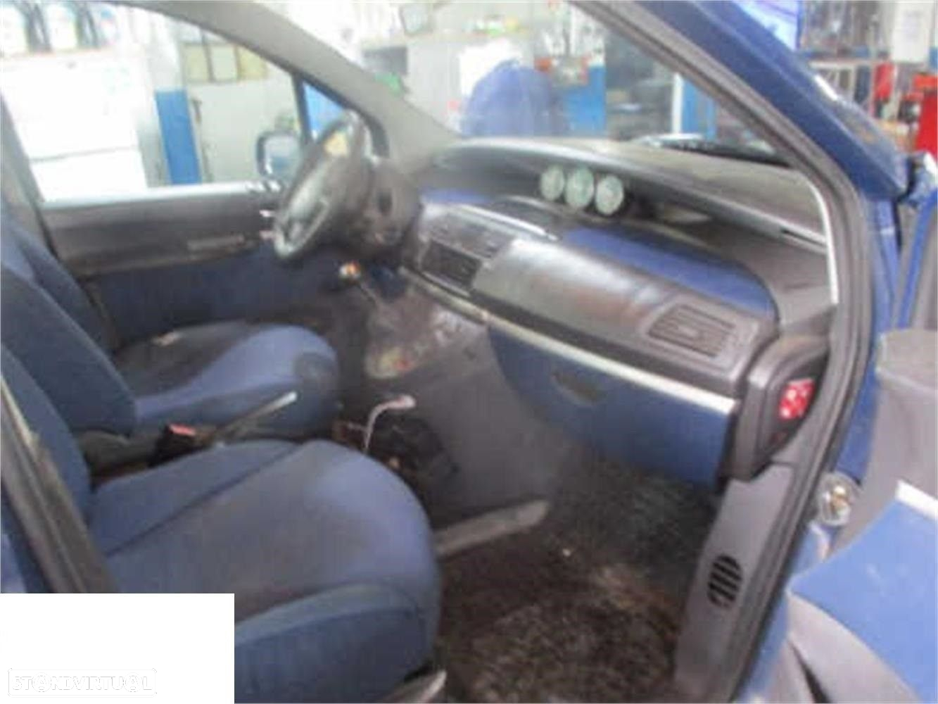 Fiat Ulysse 2.0 JTD de 2003 disponível para peças - 6