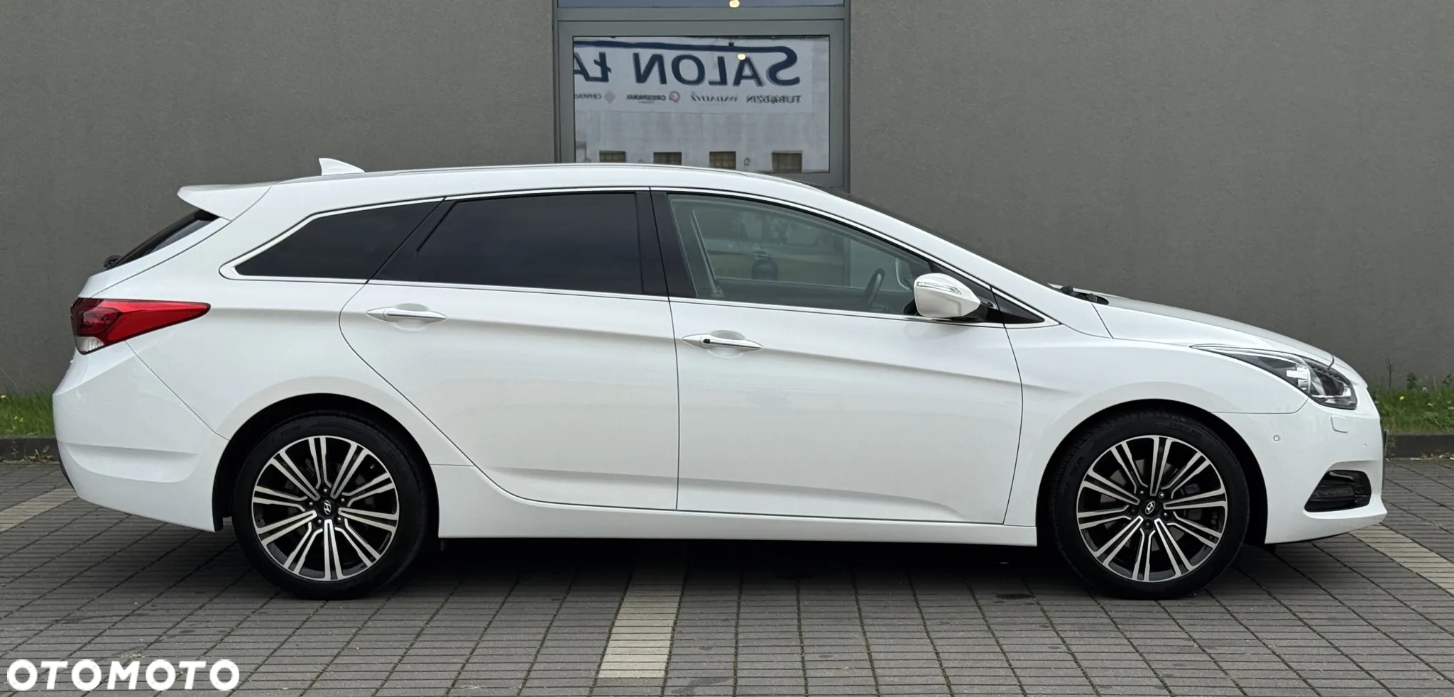 Hyundai i40 Kombi 1.7 CRDi DCT Premium - 7