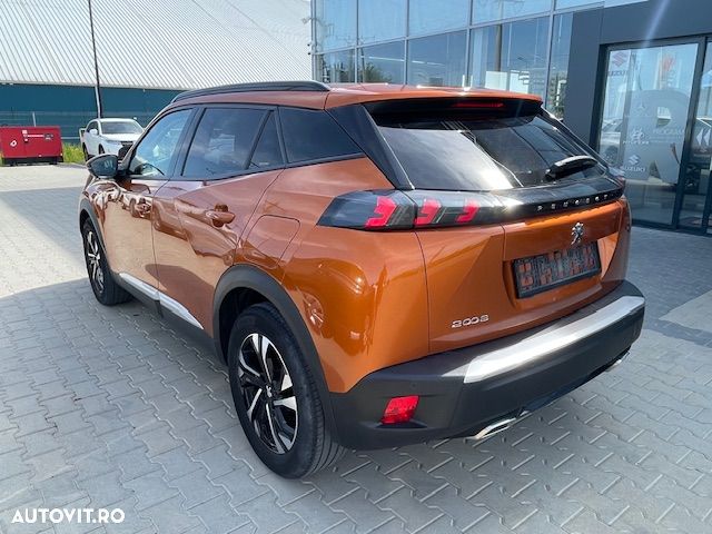 Peugeot 2008 1.2 L PureTech STT EAT8 Allure - 8
