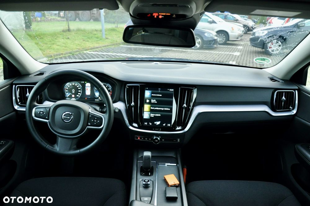 Volvo V60 B3 B Geartronic Momentum Pro - 22