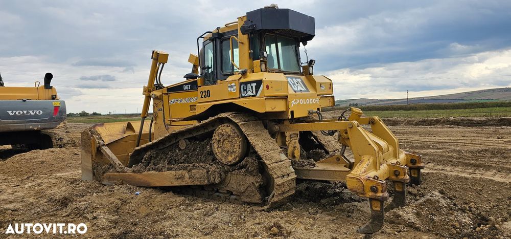 Caterpillar CAT D6T LGP Buldozer - 4