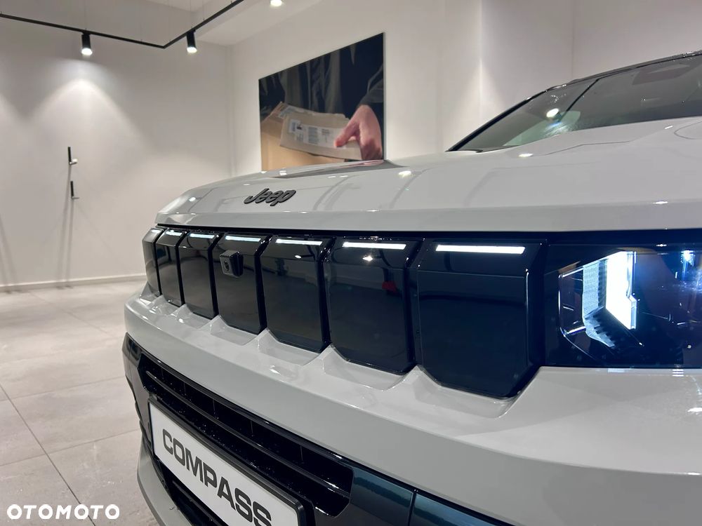 Jeep Compass ver-1-2-t3-mhev-first-edition-fwd-dct - 15