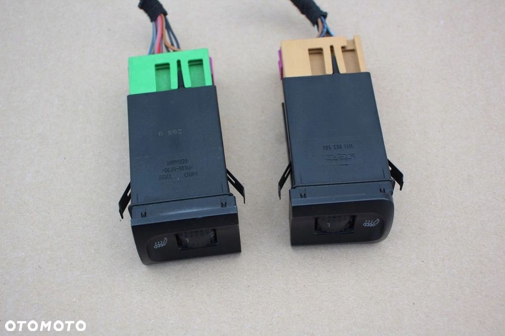 Przełącznik podgrzewanych foteli SEAT Leon I Toledo II 1M1963564 1M1963563 - 5