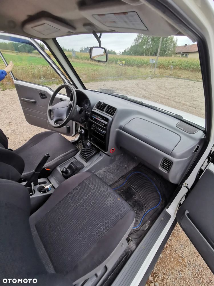 Suzuki Vitara - 3