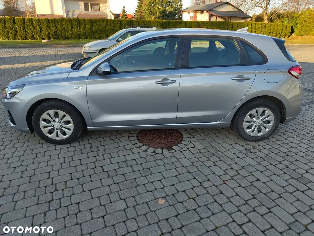Hyundai i30 1.5 DPI Classic + - 3