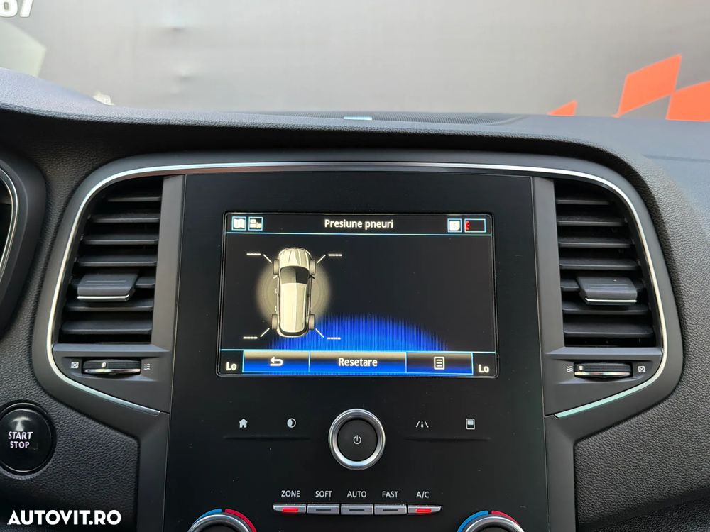 Renault Megane TCe 140 GPF BOSE EDITION - 32