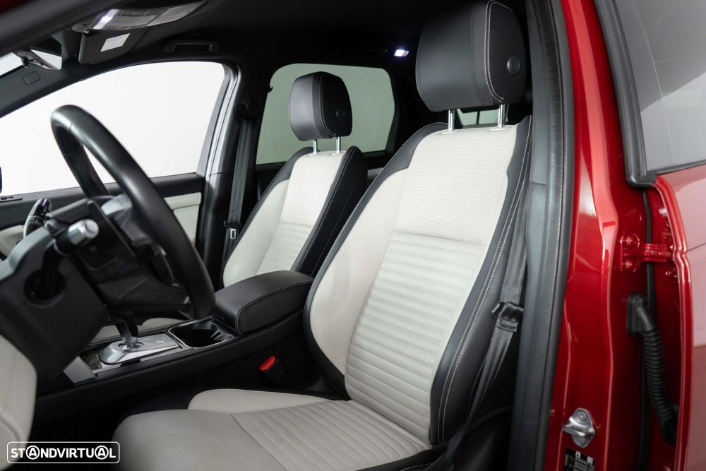 Land Rover Discovery Sport 1.5 I3 P300e AWD R-Dynamic HSE - 8