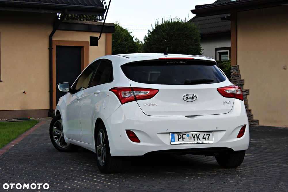 Hyundai i30 1.4 Select - 34