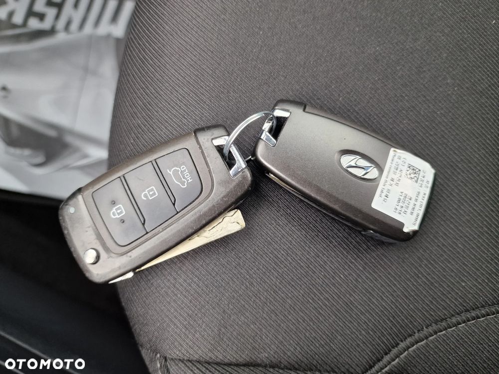 Hyundai Tucson 1.6 CRDi 48V-Hybrid 2WD DCT Select - 38