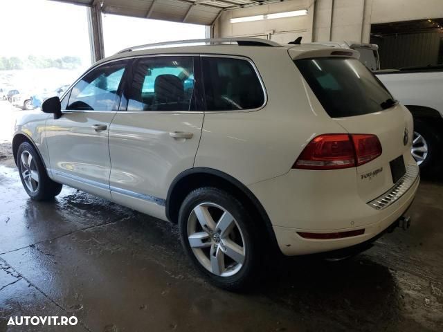Volkswagen Touareg - 5
