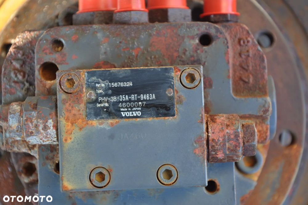 SILNIK JAZDY NAPĘD GĄSIENIC VOLVO ECR 25 - 7