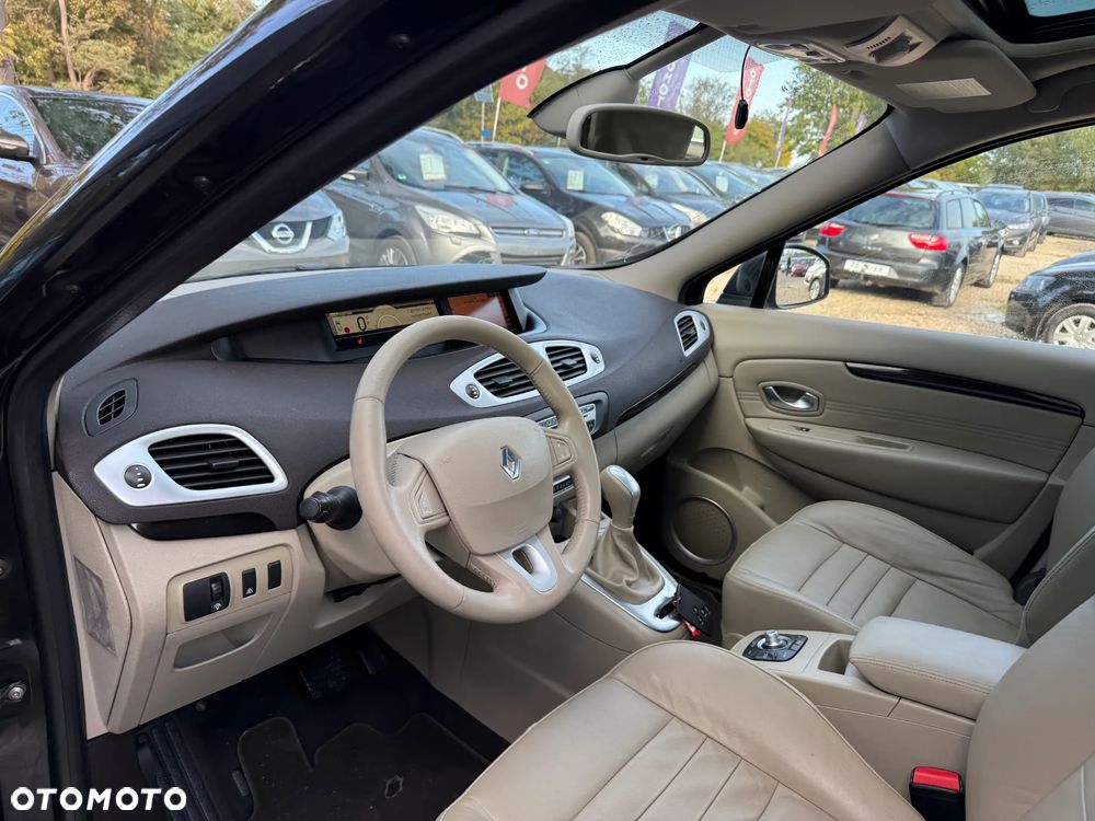 Renault Scenic 2.0 16V Privilege - 24