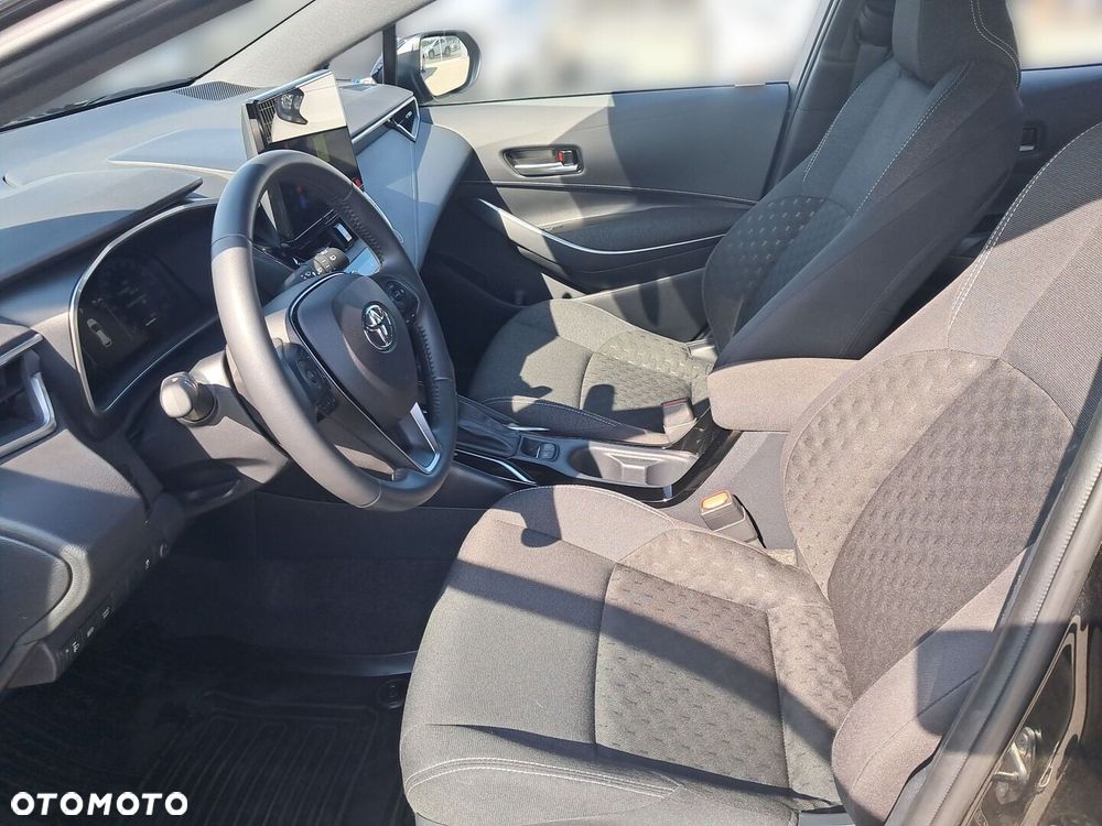 Toyota Corolla - 11