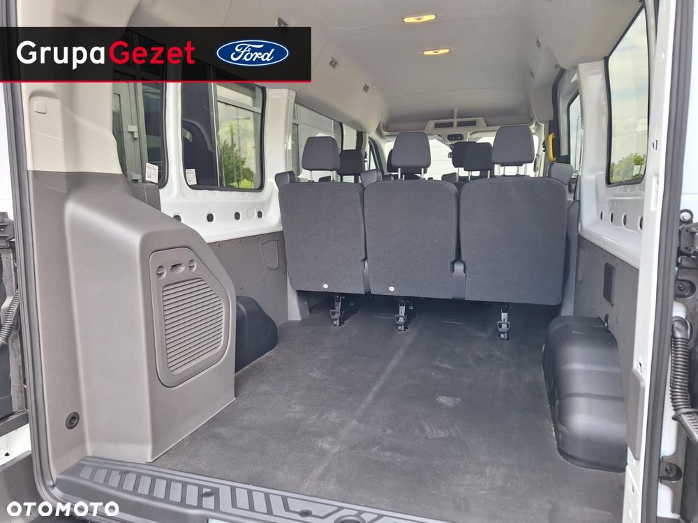 Ford Transit - 19