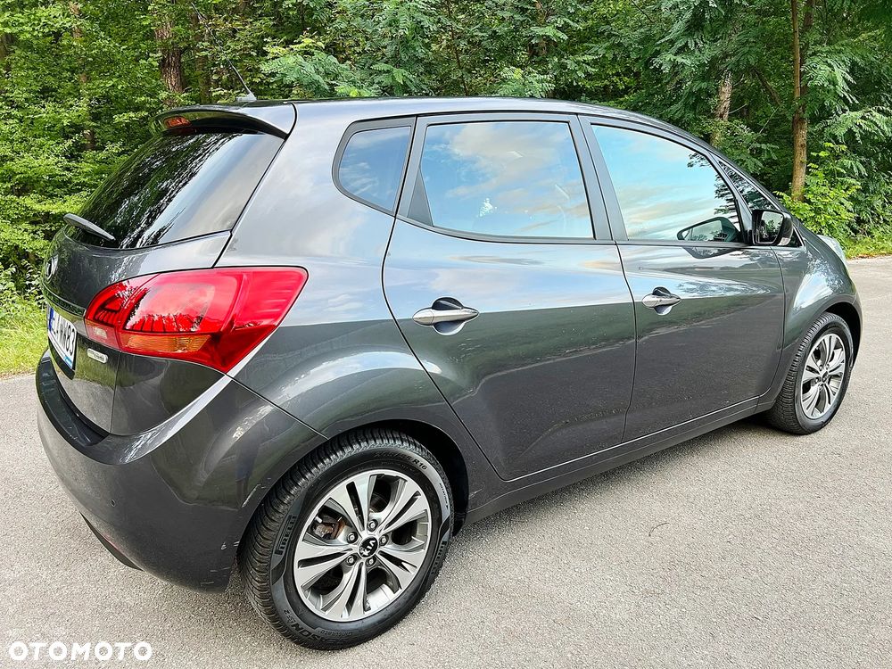 Kia Venga 1.6 CVVT Platinum Edition - 8
