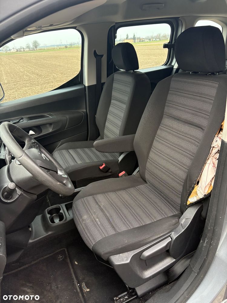 Opel Combo 1.2 Turbo Elite S&S - 13