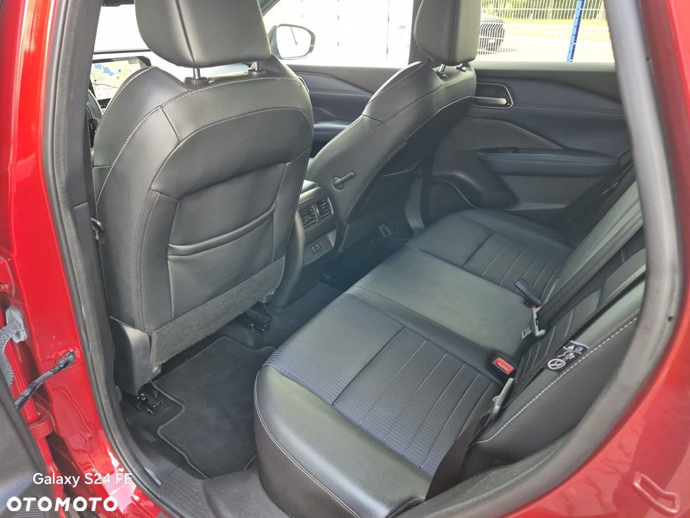 Nissan Qashqai 1.3 DIG-T DCT TEKNA - 28
