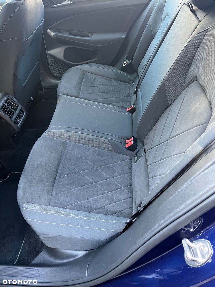 Volkswagen Golf 1.5 TSI EVO Style - 11