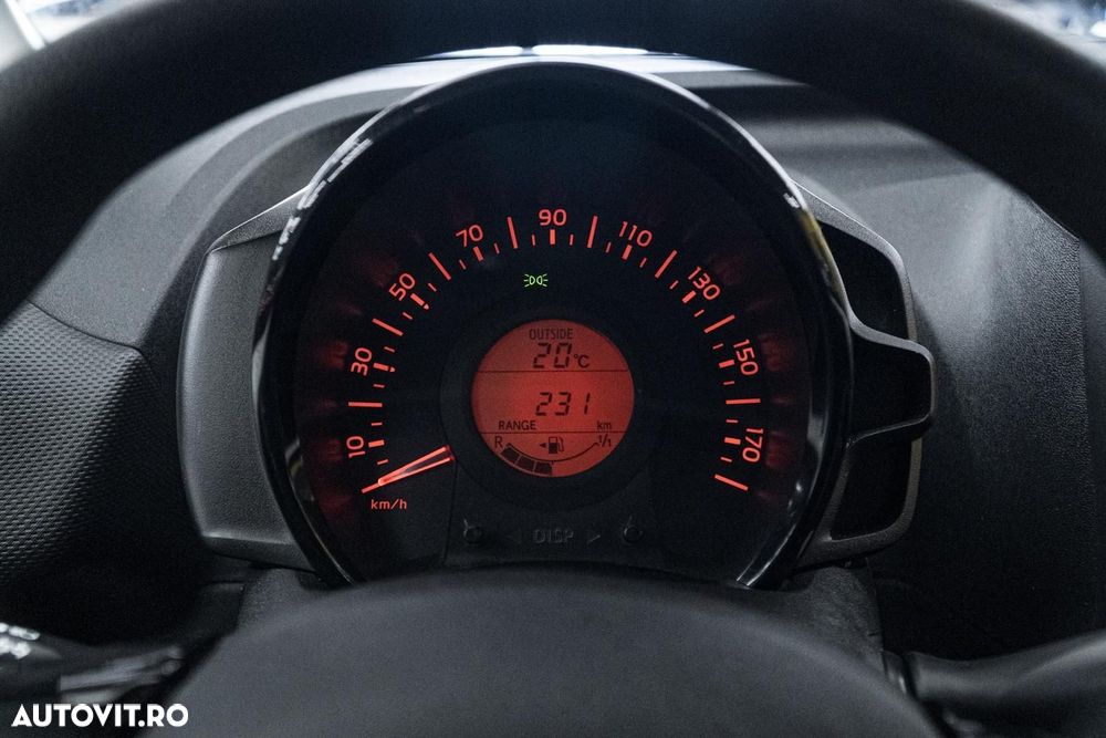 Toyota Aygo 1.0 VVY-I 5 usi X-style - 12