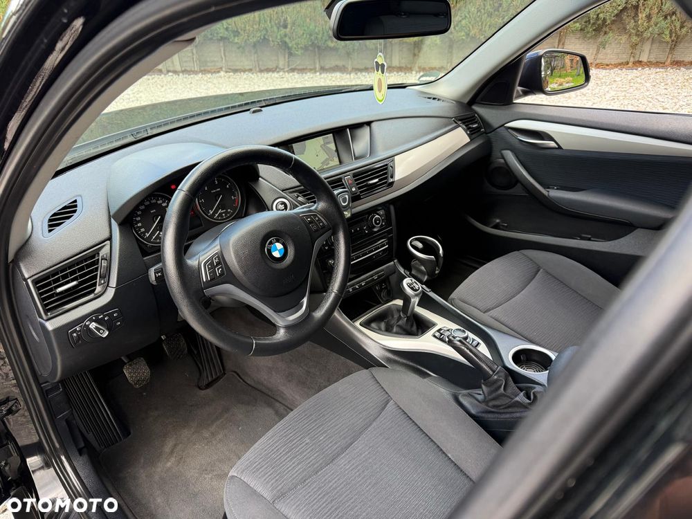 BMW X1 sDrive18d xLine - 14