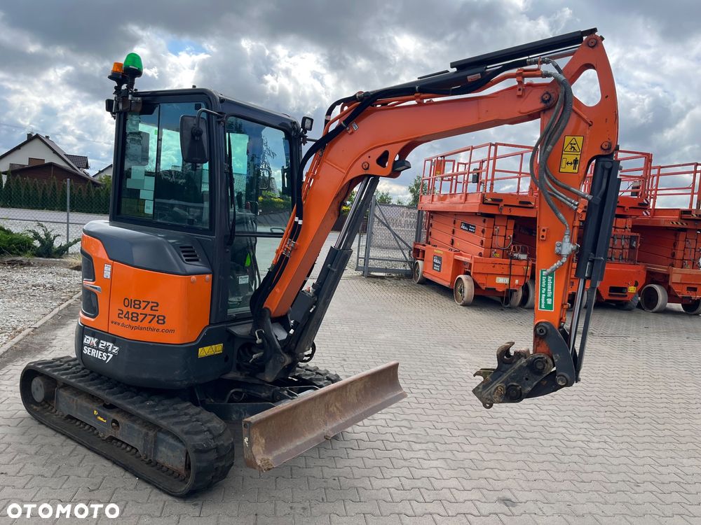 Doosan DX27Z - 2
