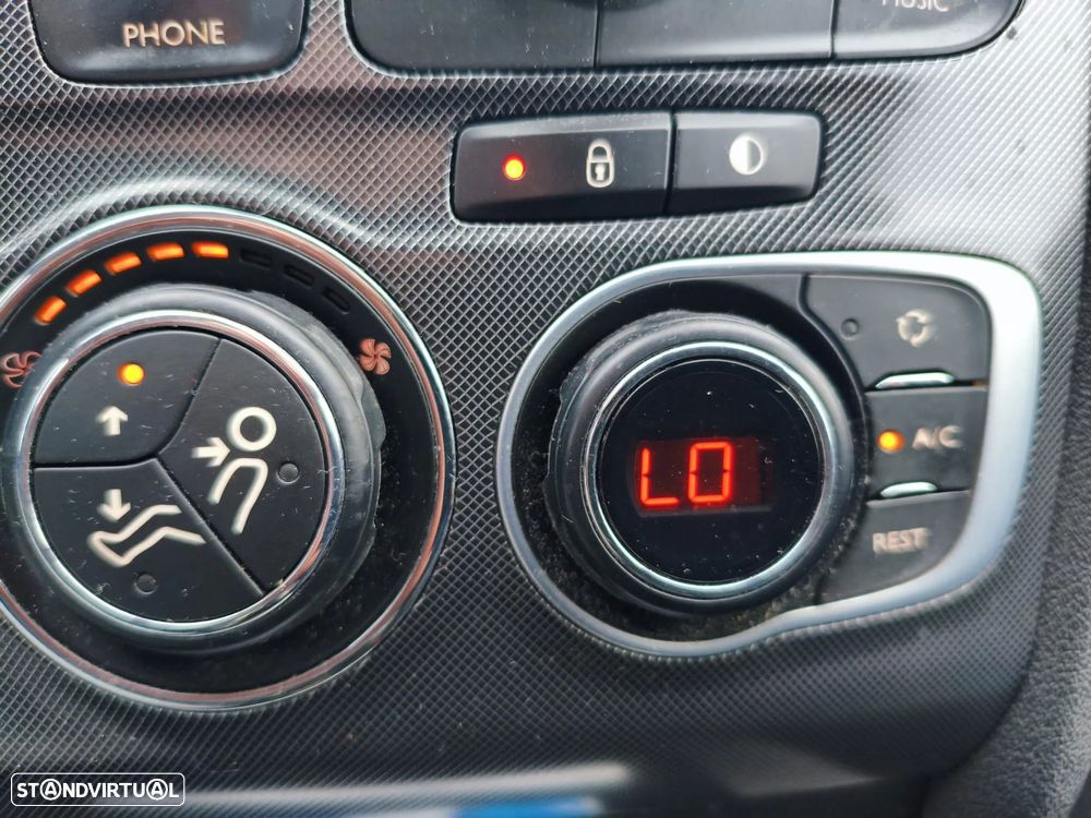 Citroën C4 HDi 90 Tendance - 11