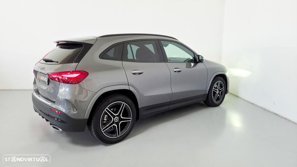 Mercedes-Benz GLA 180 d AMG Line - 4