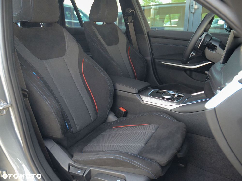 BMW Seria 3 330i xDrive M Sport sport - 5
