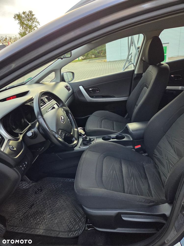Kia Ceed 1.6 GDI Edition 7 - 11