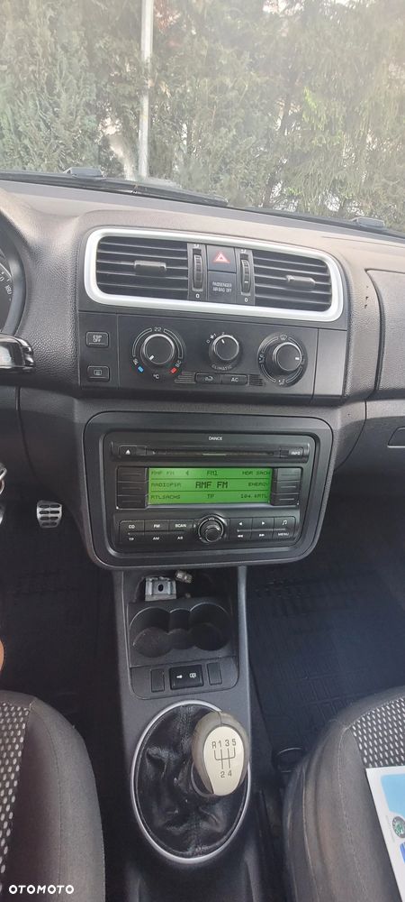 Skoda Roomster 1.9 TDI Scout PLUS EDITION - 25