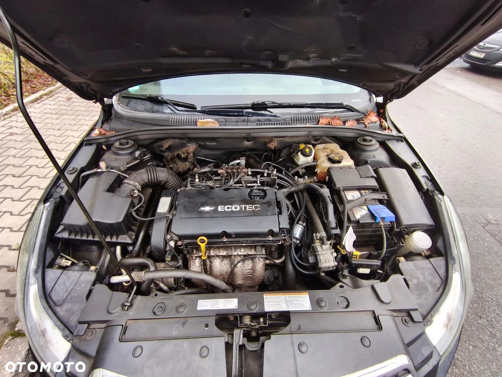 Chevrolet Cruze 1.8 LT - 22