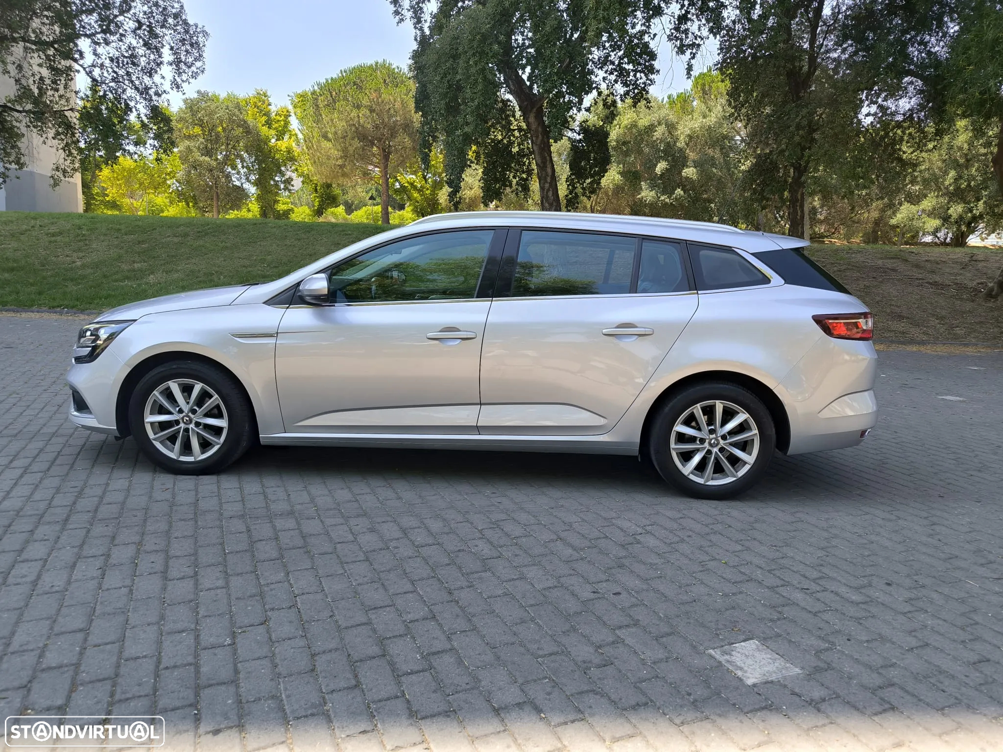 Renault Mégane Sport Tourer 1.5 dCi Intens - 11