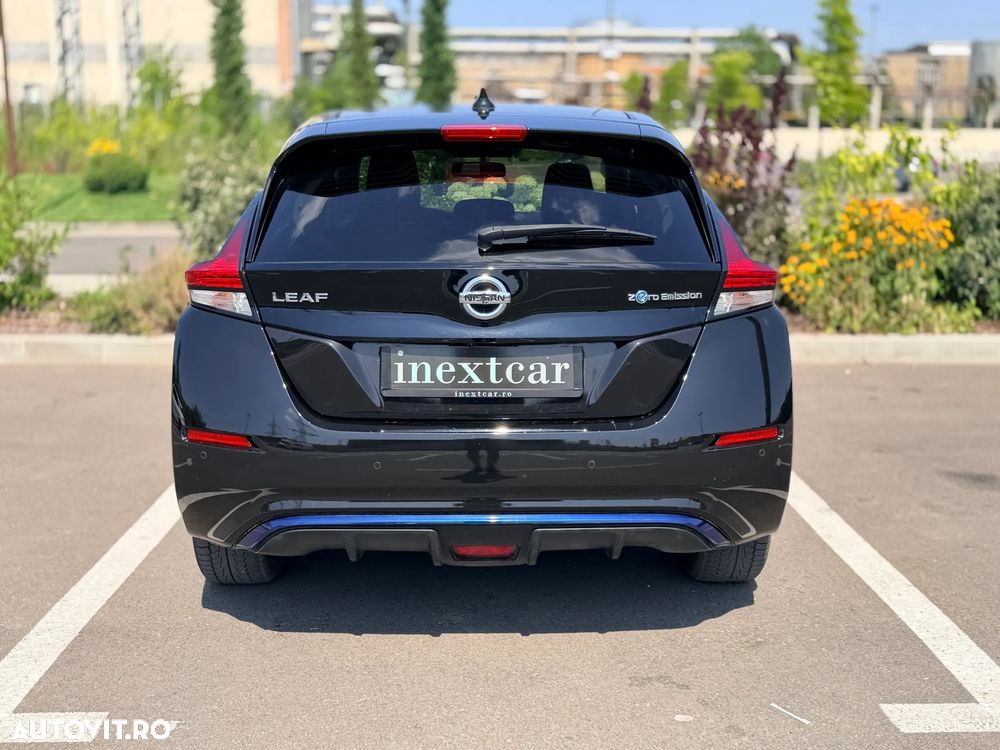 Nissan LEAF 62 kWh e+ N-Connecta - 6