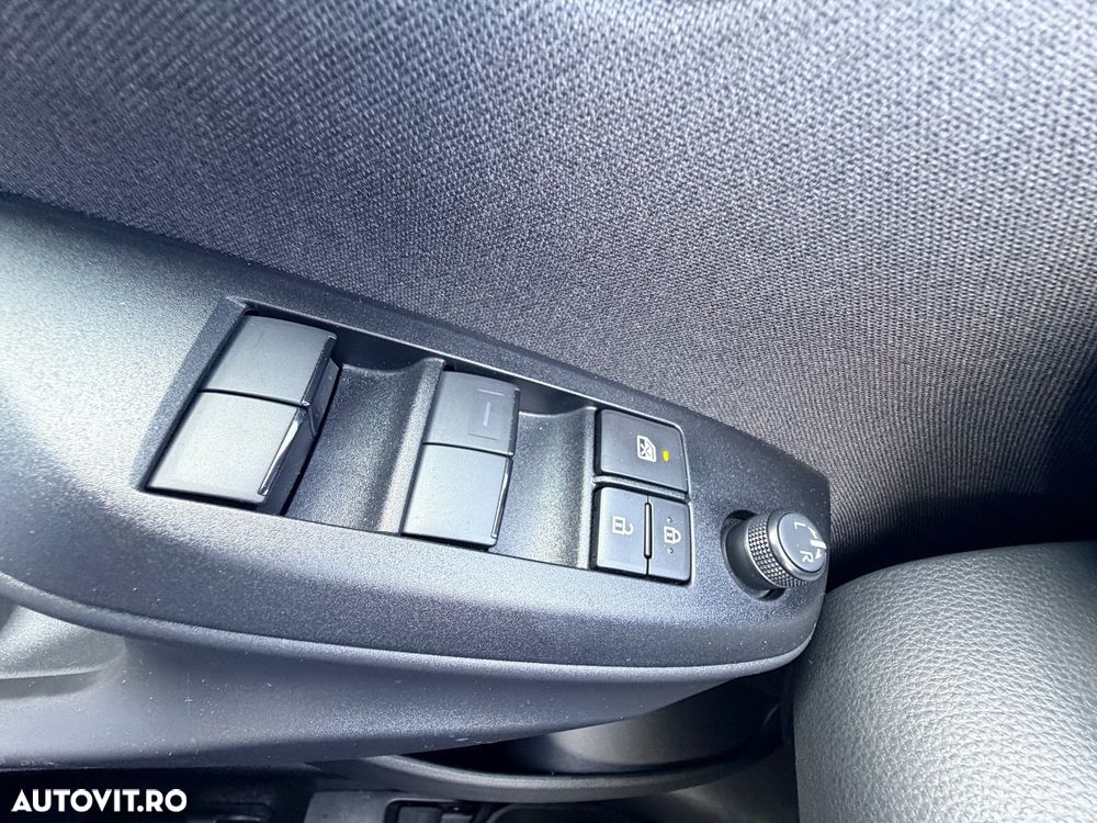 Toyota Yaris 1.5 VVT-i HSD Active - 16