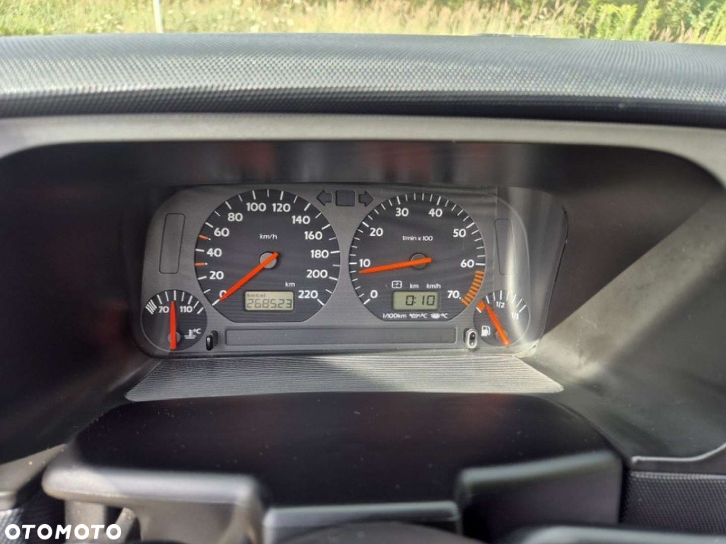 Volkswagen Golf - 18