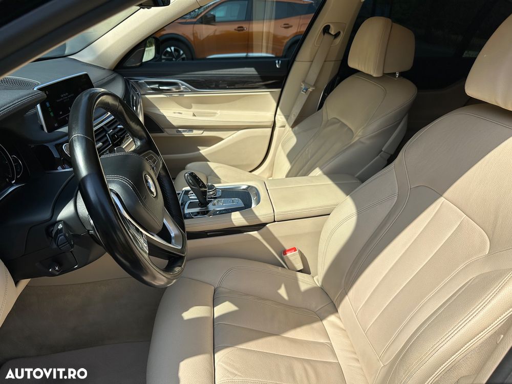 BMW Seria 7 730d xDrive - 13