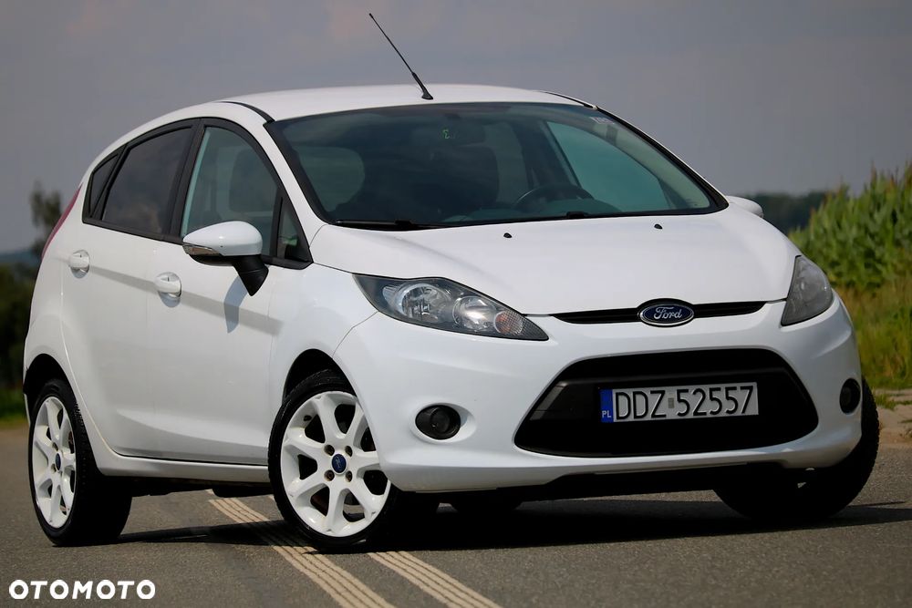 Ford Fiesta 1.25 Platinium X EU5 - 11