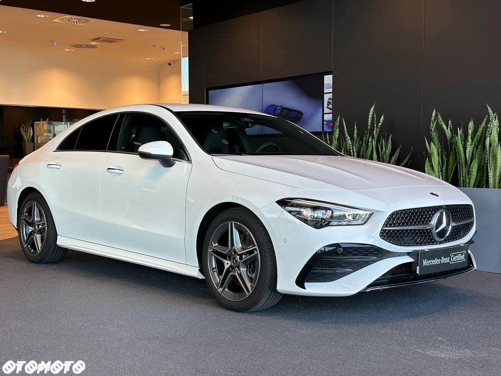 Mercedes-Benz CLA 200 AMG Line 7G-DCT - 7