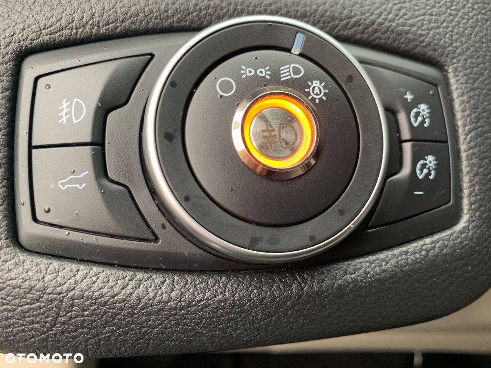Ford Escape 2.0 EcoBoost AWD Titanium - 26