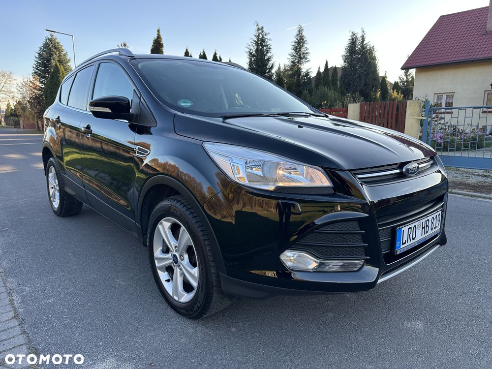 Ford Kuga 2.0 TDCi 2x4 Titanium - 1