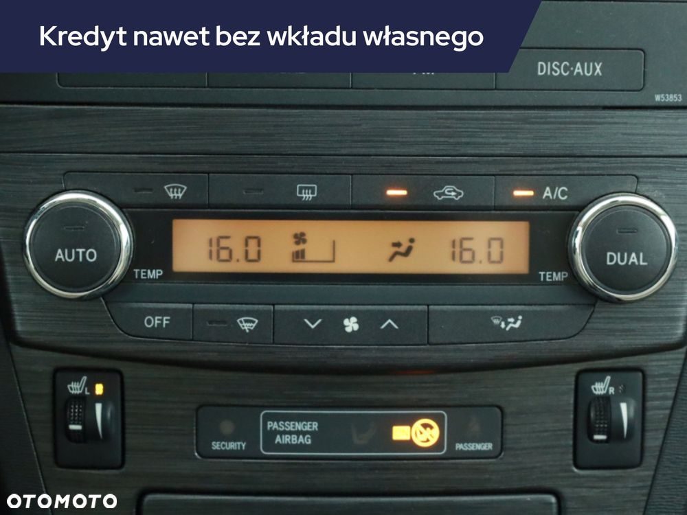 Toyota Avensis - 15