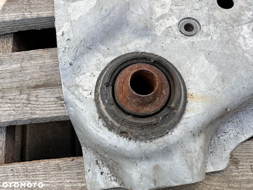 Sanki Renault Megane III 1.9 - 7