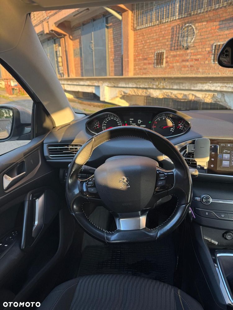 Peugeot 308 - 3
