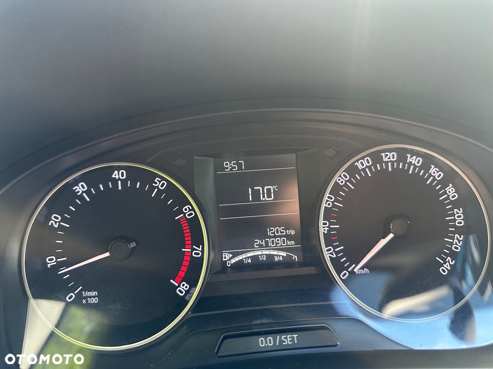 Skoda RAPID 1.2 TSI Active - 13
