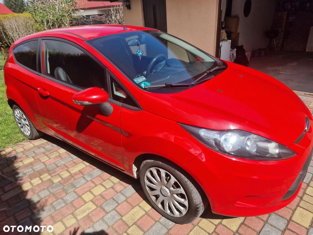Ford Fiesta 1.25 Ambiente EU5 - 8