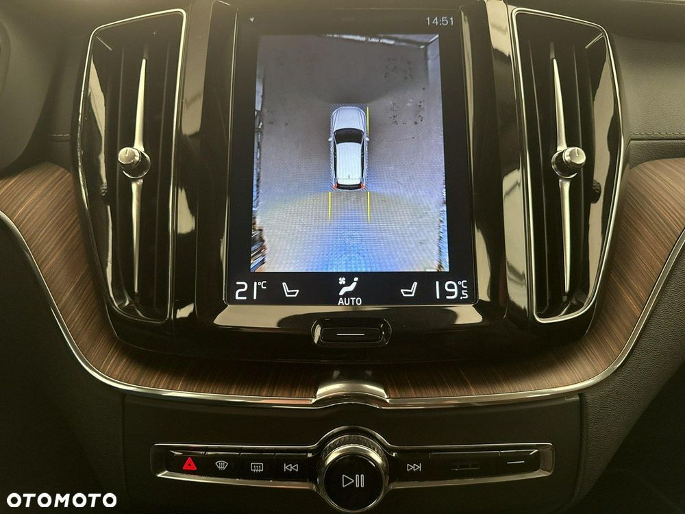 Volvo XC 60 - 28
