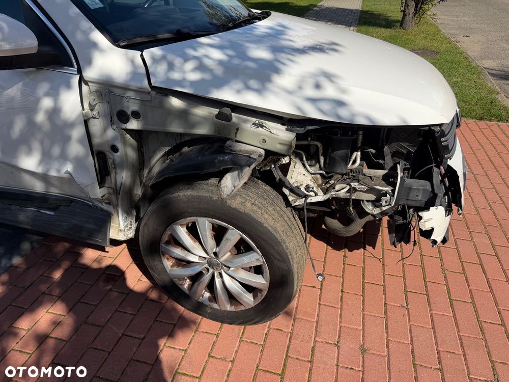 Volkswagen Tiguan - 19