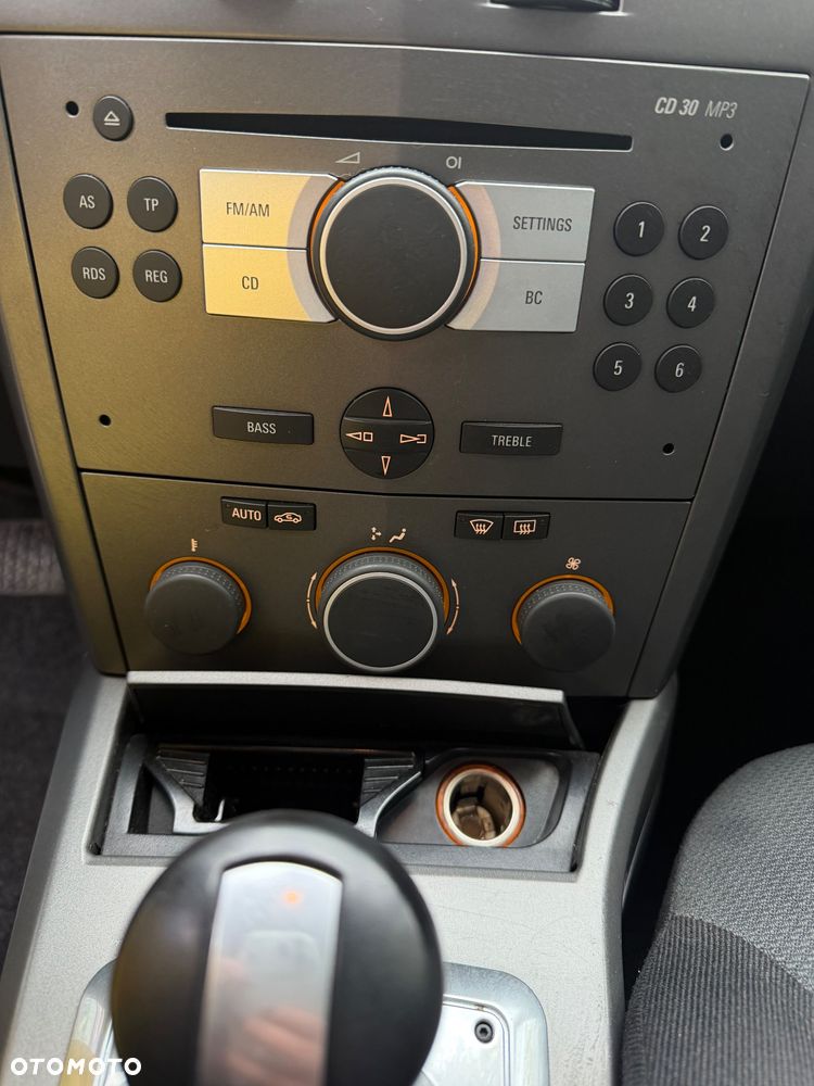 Opel Astra - 20