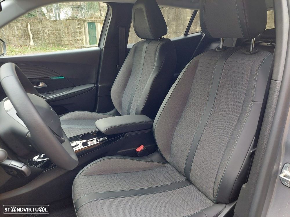 Peugeot e-2008 50 kWh Allure Pack - 2